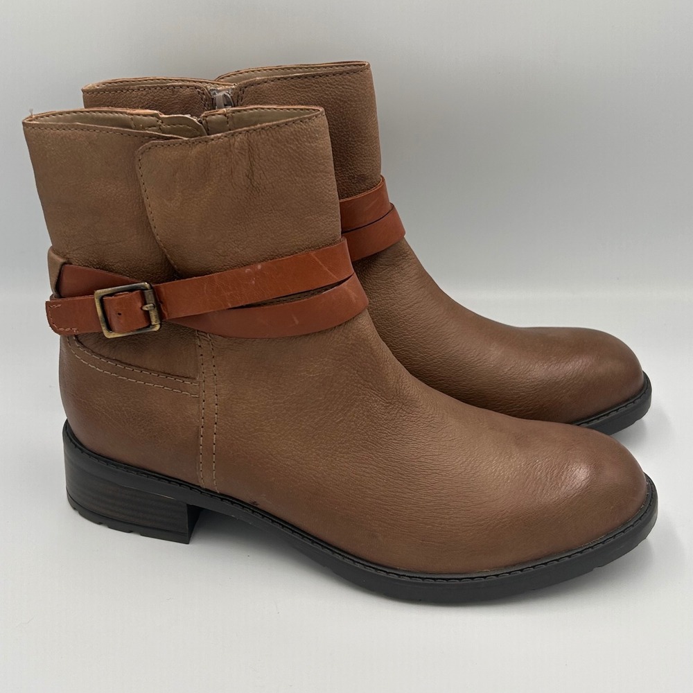 Clarks Artisan Brown Leather Ankle Boots Buckle Strap Side Zip Womens 9 NEW